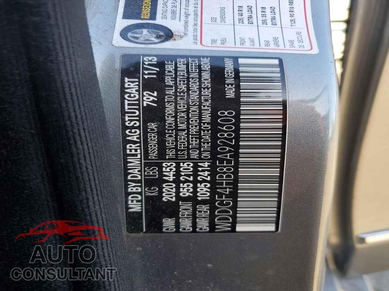 MERCEDES-BENZ C-CLASS 2014 - WDDGF4HB8EA928608