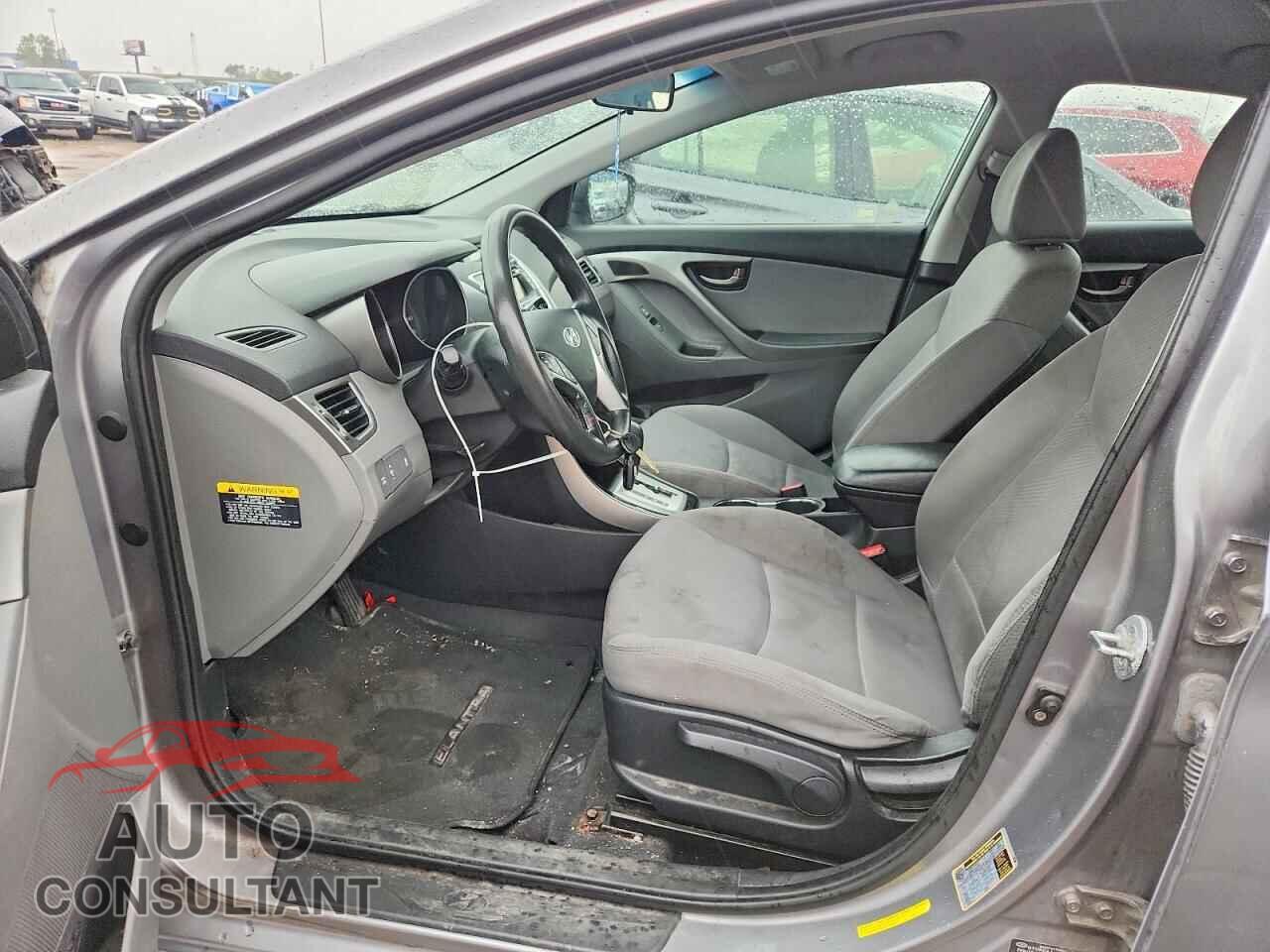 HYUNDAI ELANTRA 2012 - KMHDH4AE4CU453557