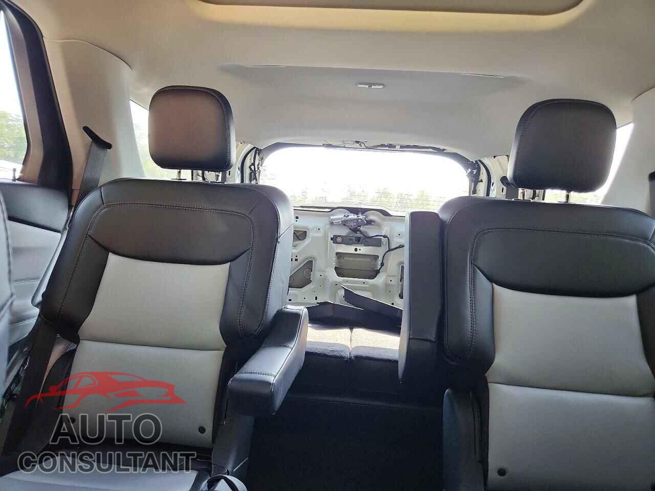 FORD EXPLORER 2023 - 1FMSK8DHXPGB30009