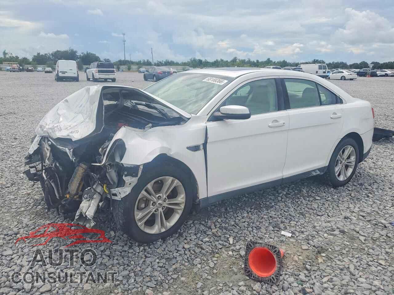 FORD TAURUS 2013 - 1FAHP2E82DG190251