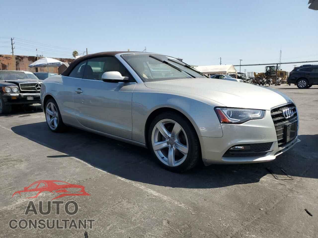 AUDI A5 2013 - WAUAFAFH3DN014664