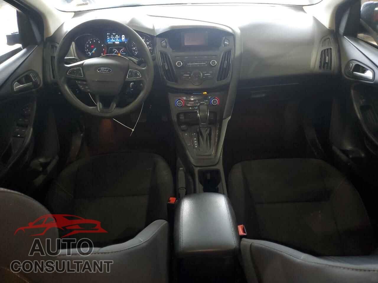 FORD FOCUS 2018 - 1FADP3FE5JL205532