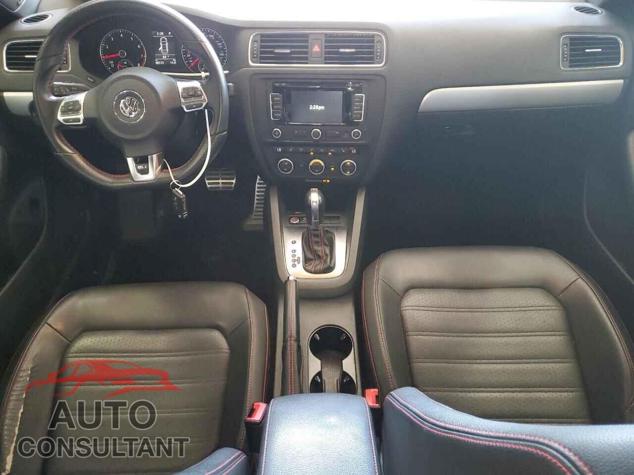 VOLKSWAGEN JETTA 2013 - 3VW467AJ5DM256229