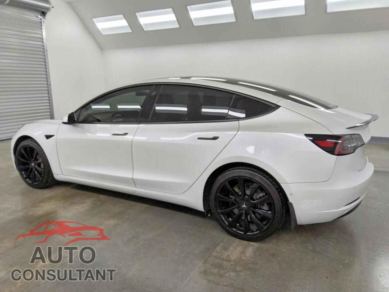 TESLA MODEL 3 2018 - 5YJ3E1EA6JF169755