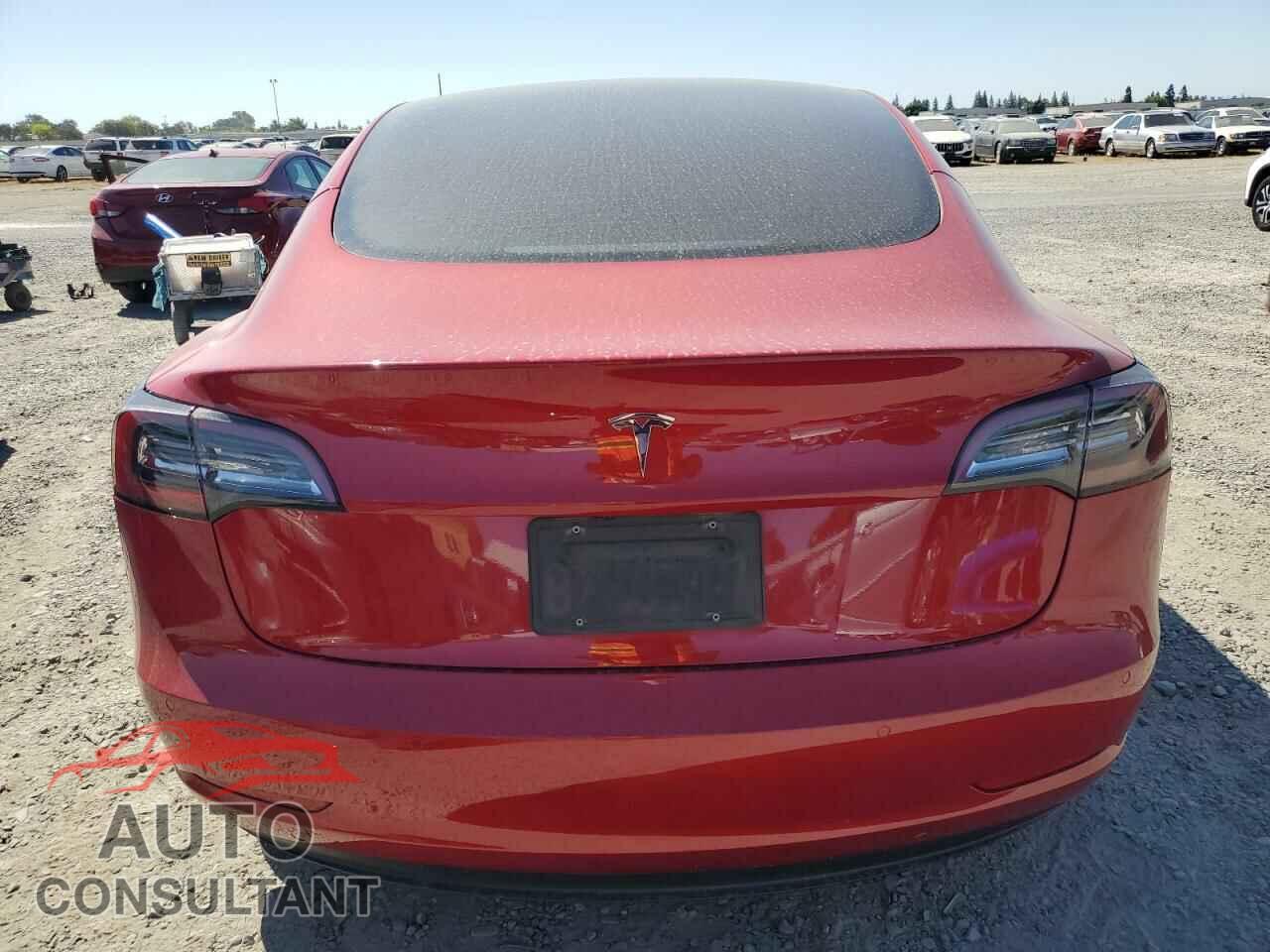 TESLA MODEL 3 2022 - 5YJ3E1EA2NF121871