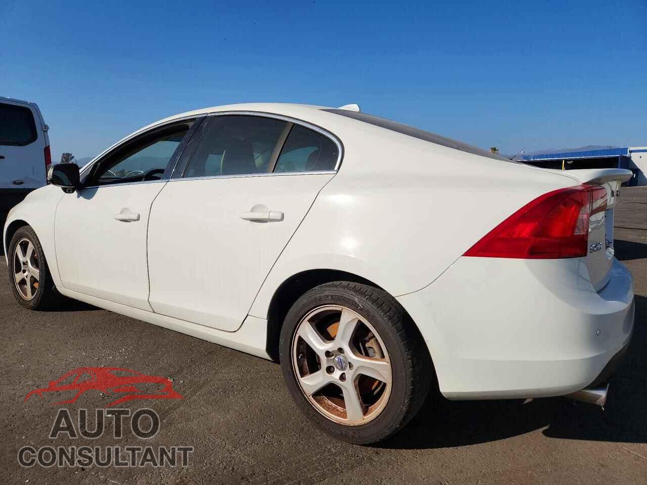 VOLVO S60 2013 - YV1612FS9D2217546