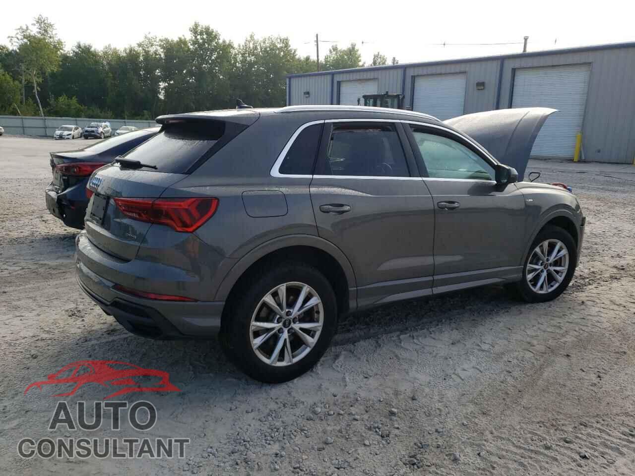 AUDI Q3 2022 - WA1EECF35N1122858