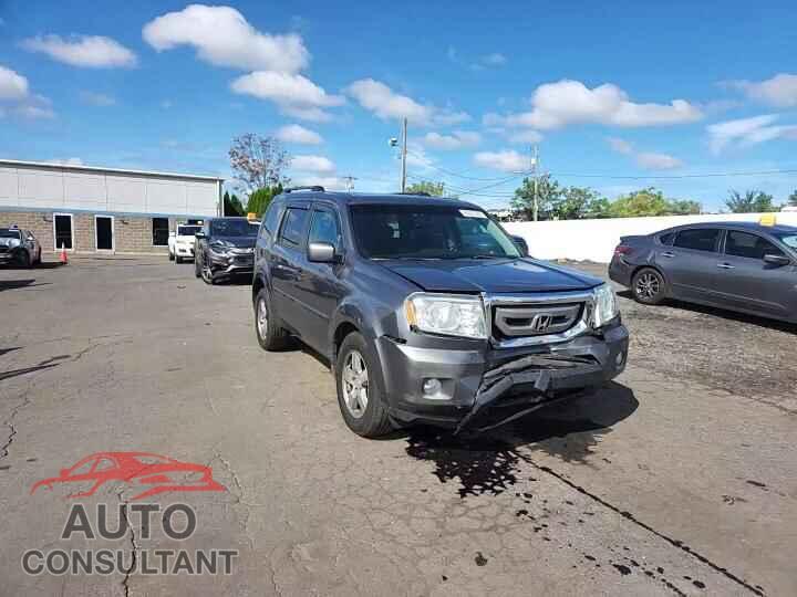 HONDA PILOT 2011 - 5FNYF4H50BB076587