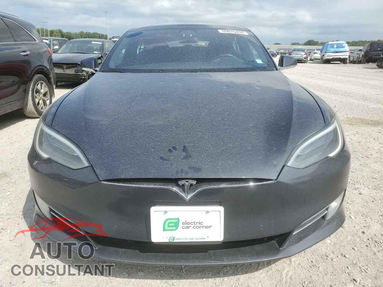 TESLA MODEL S 2017 - 5YJSA1E20HF190532