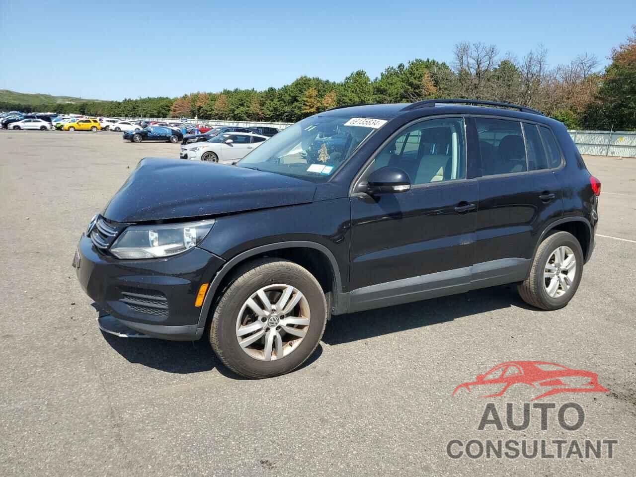 VOLKSWAGEN TIGUAN 2017 - WVGAV7AX0HK004538