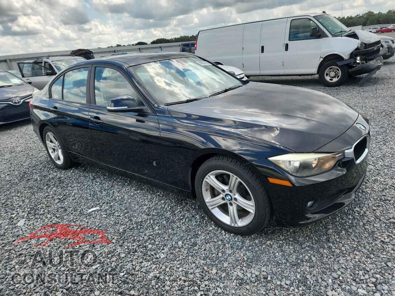 BMW 3 SERIES 2013 - WBA3A5G57DNP26419