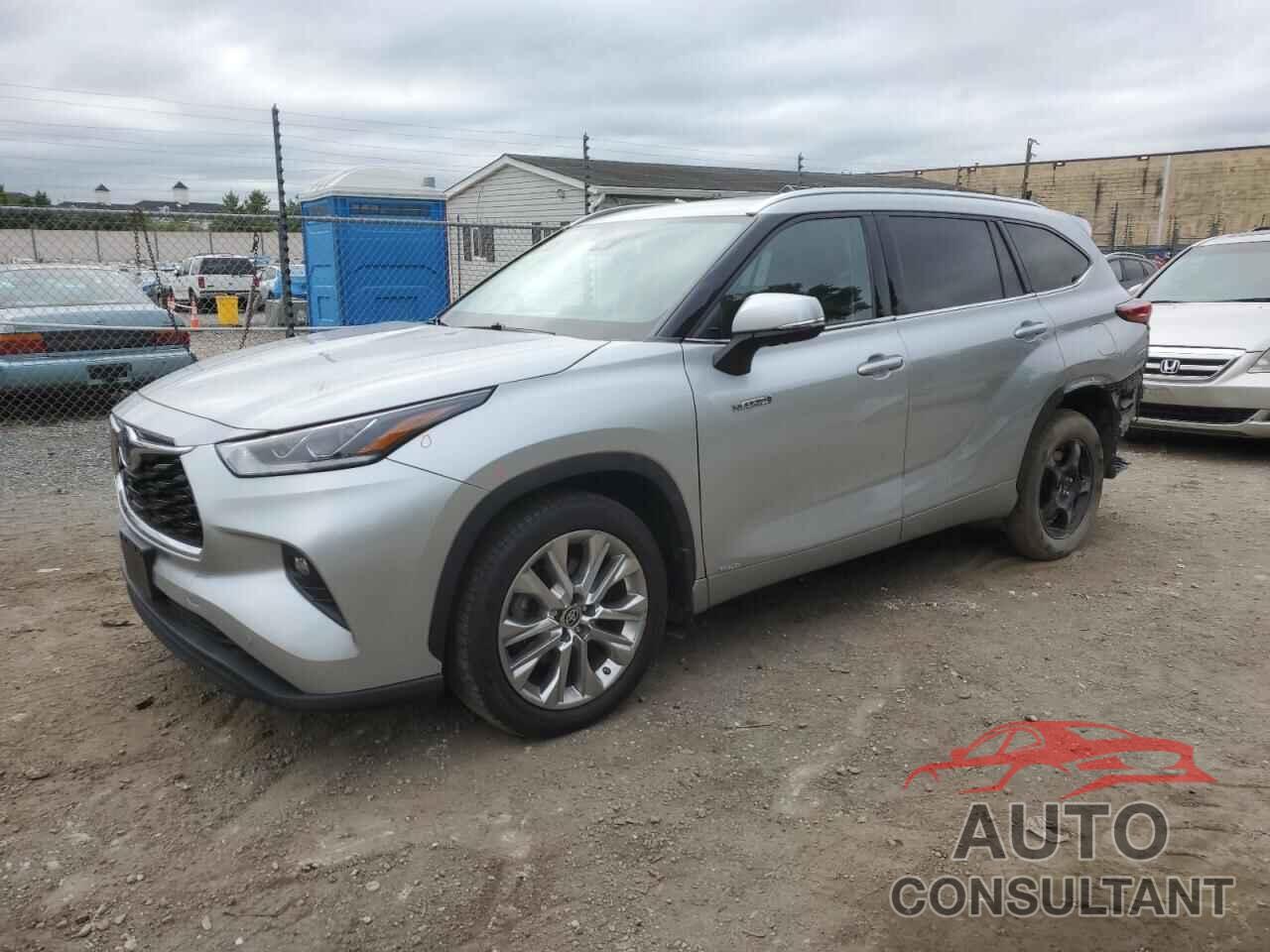 TOYOTA HIGHLANDER 2021 - 5TDXBRCH2MS024012