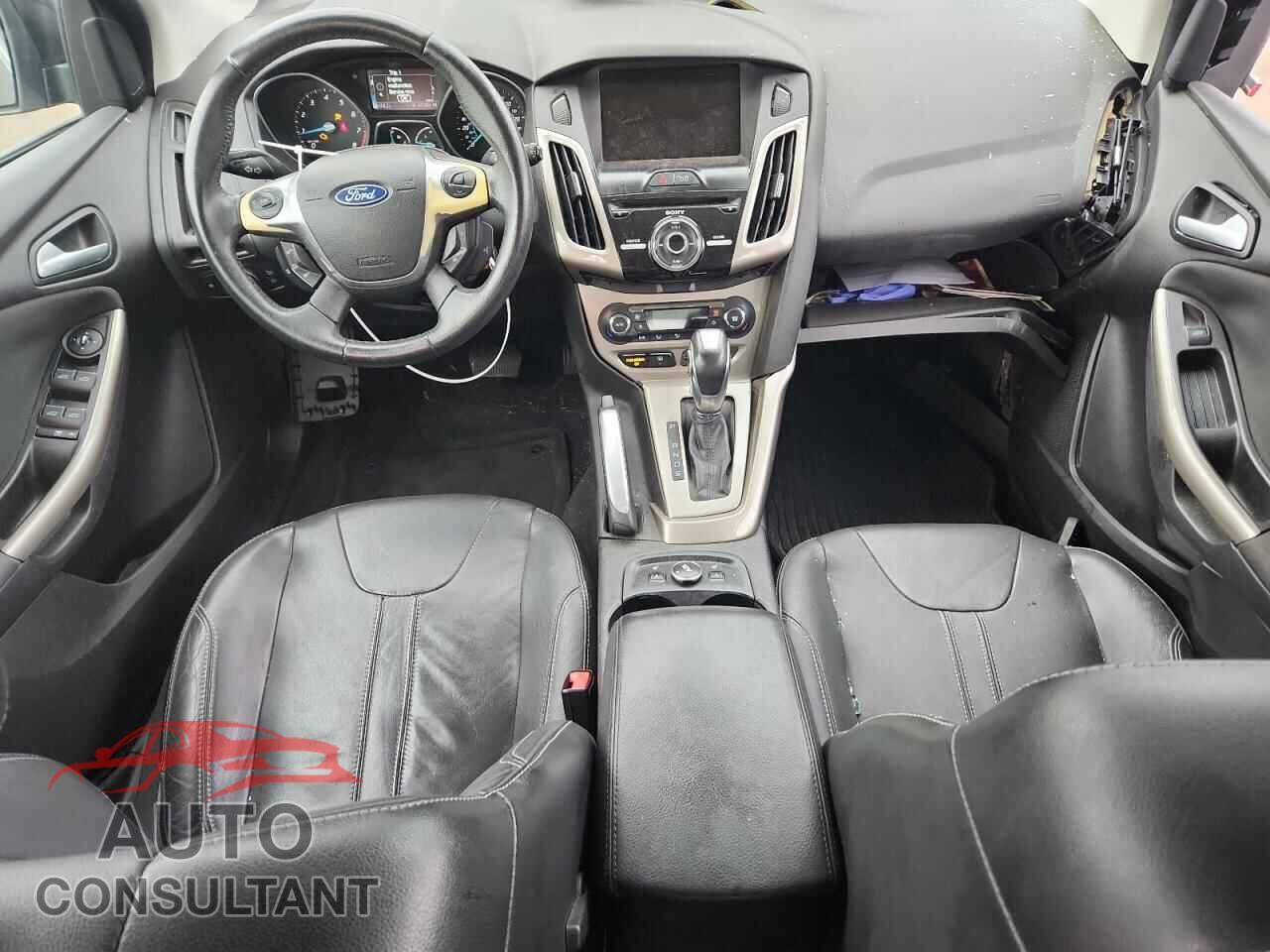 FORD FOCUS 2012 - 1FAHP3M24CL342491