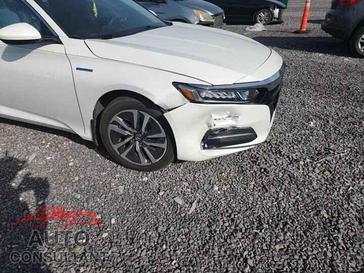 HONDA ACCORD 2018 - 1HGCV3F12JA007786
