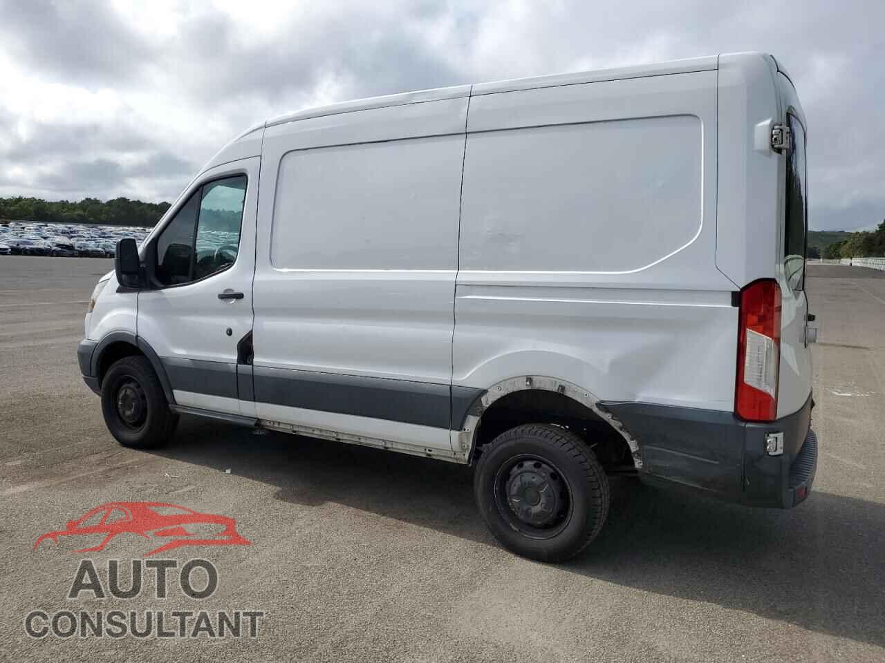 FORD TRANSIT 2016 - 1FTYR1CM2GKB40692