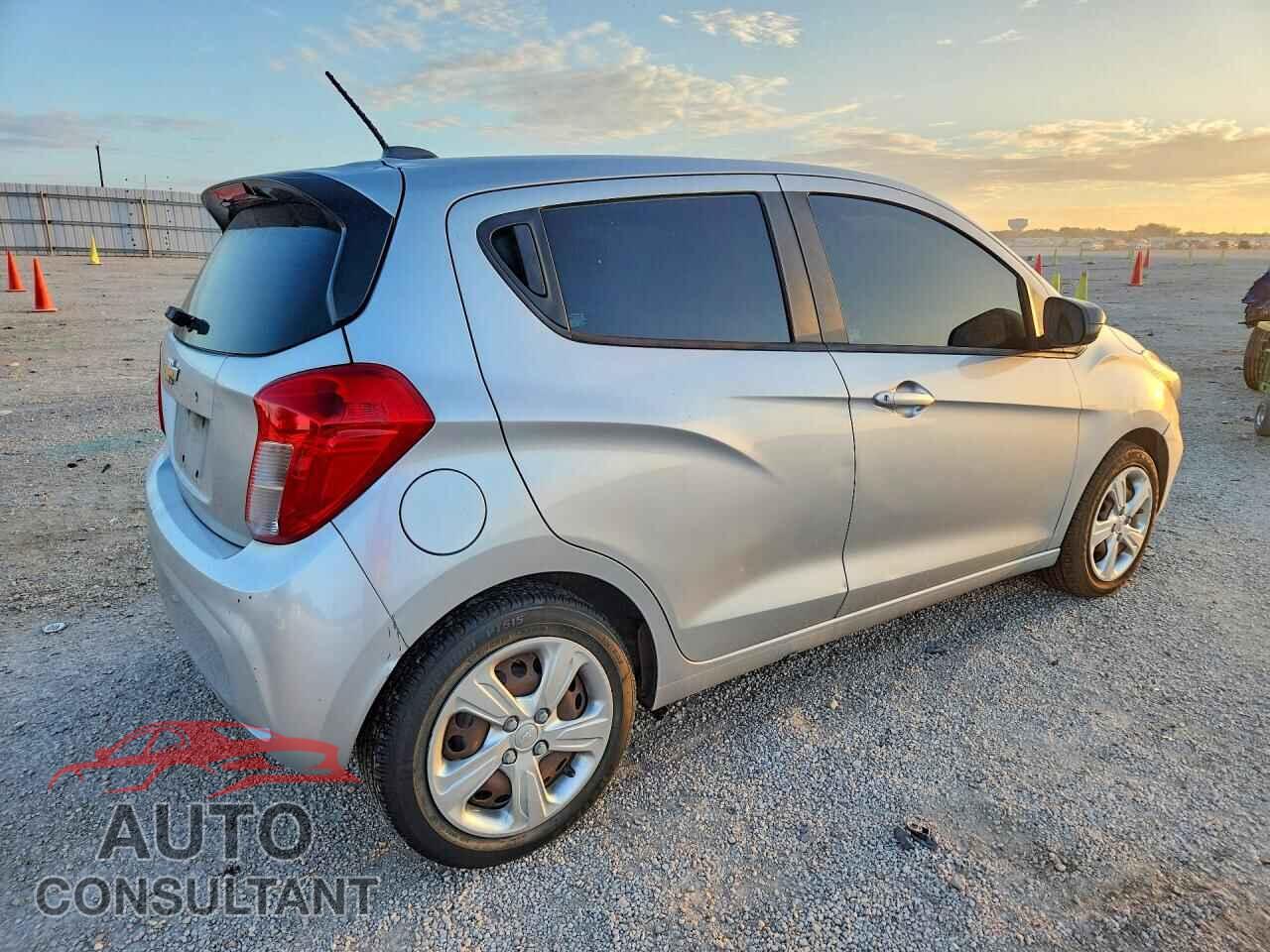 CHEVROLET SPARK 2019 - KL8CB6SA4KC701845