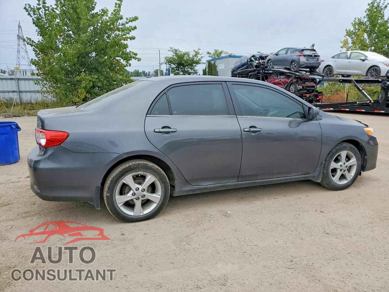 TOYOTA COROLLA 2013 - 2T1BU4EE2DC043727