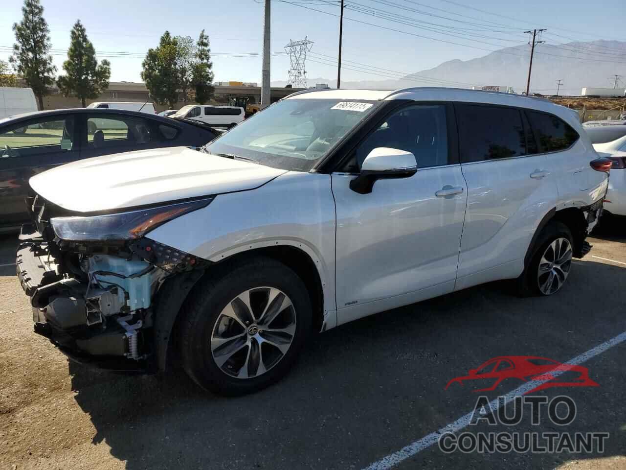 TOYOTA HIGHLANDER 2023 - 5TDKBRCH6PS120451