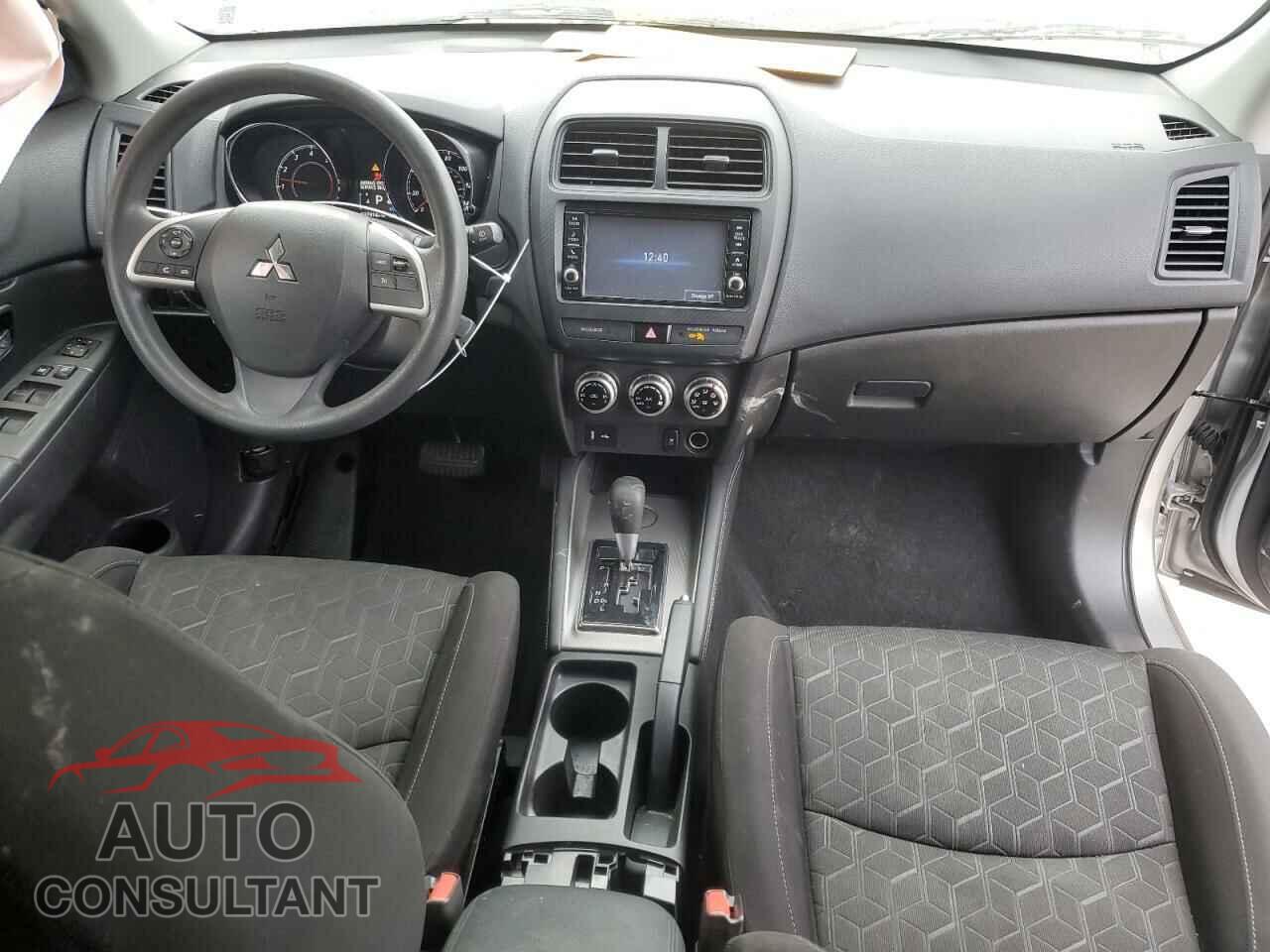 MITSUBISHI OUTLANDER 2020 - JA4AP3AU7LU007795