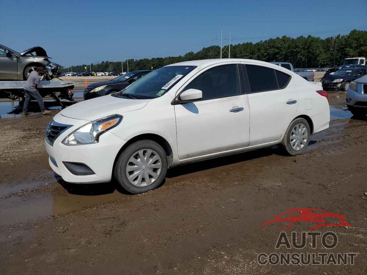 NISSAN VERSA 2019 - 3N1CN7AP9KL860071
