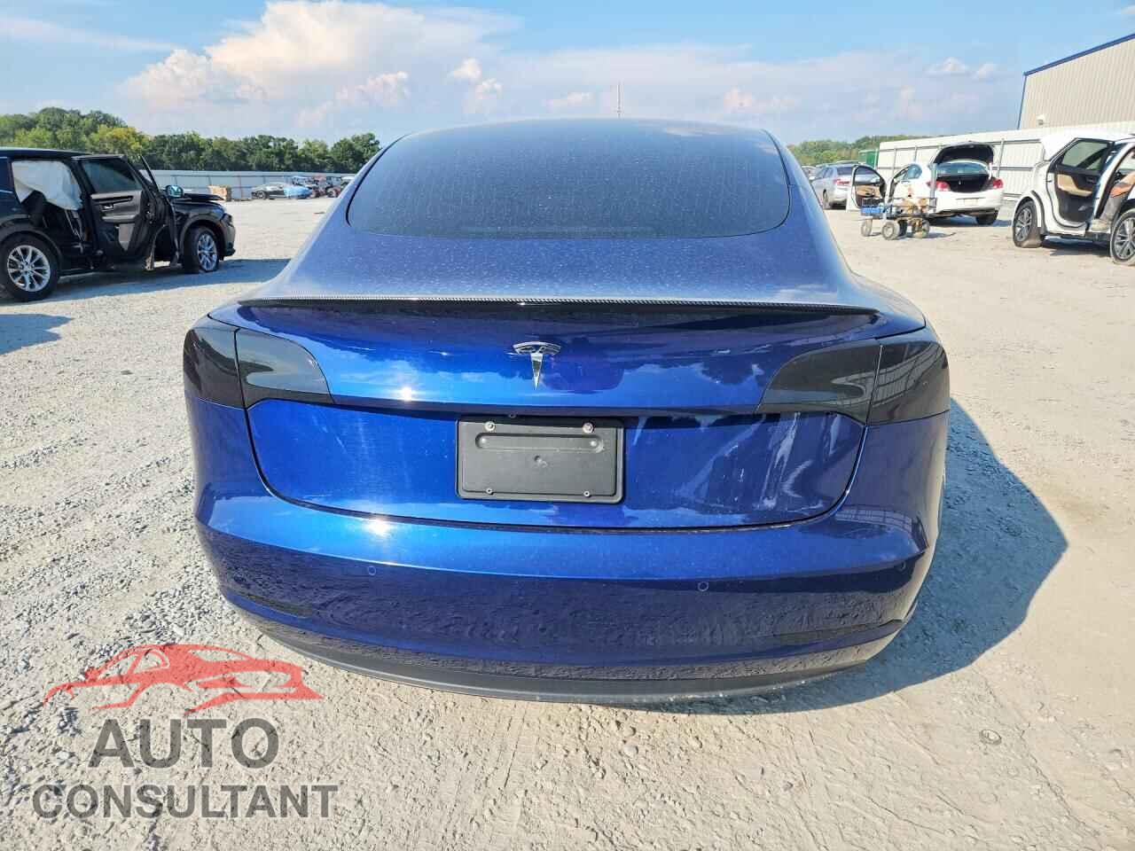 TESLA MODEL 3 2019 - 5YJ3E1EA4KF299647