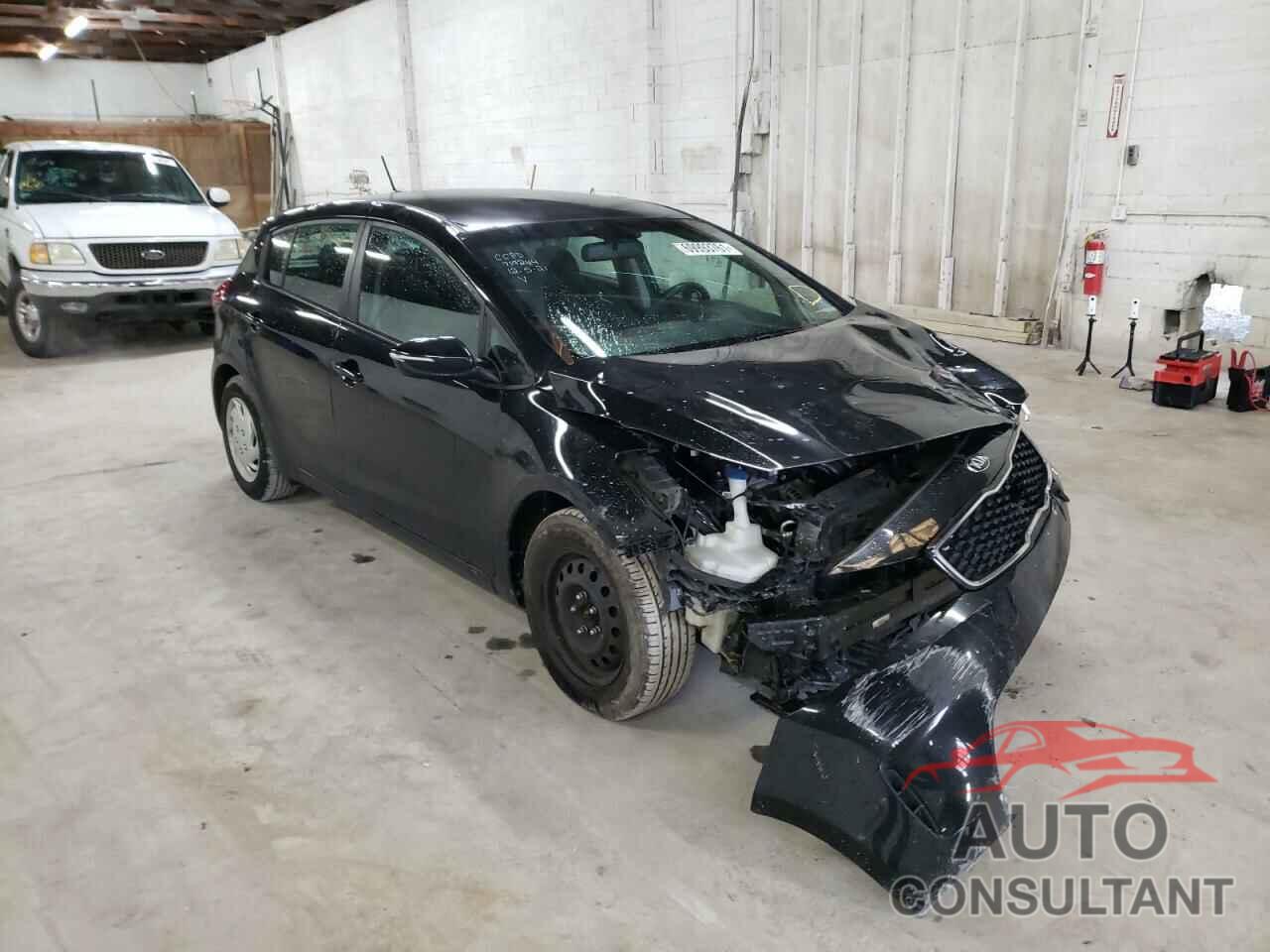 KIA FORTE 2017 - KNAFK5A83H5719244