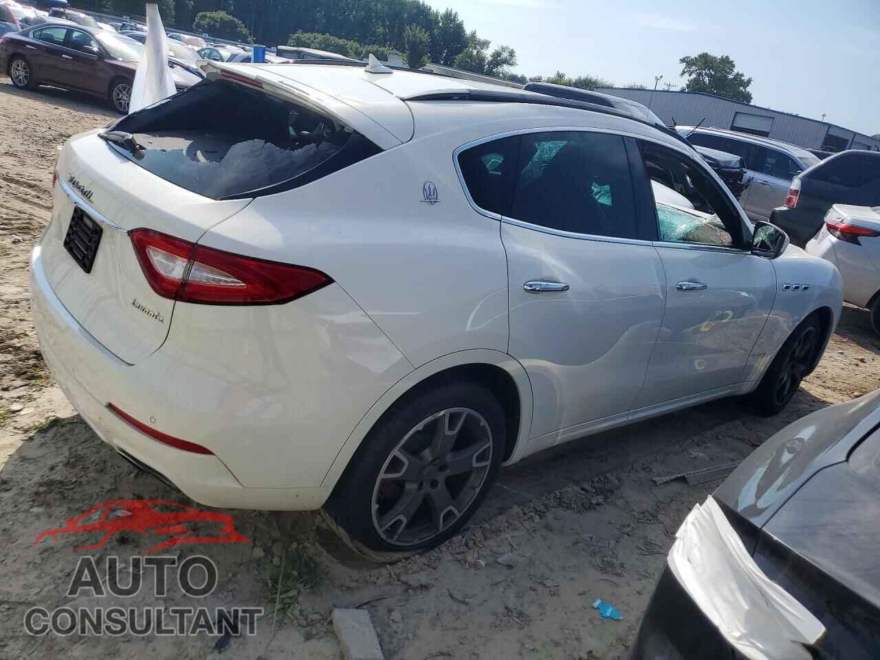 MASERATI ALL OTHER 2018 - ZN661XUS0JX279517