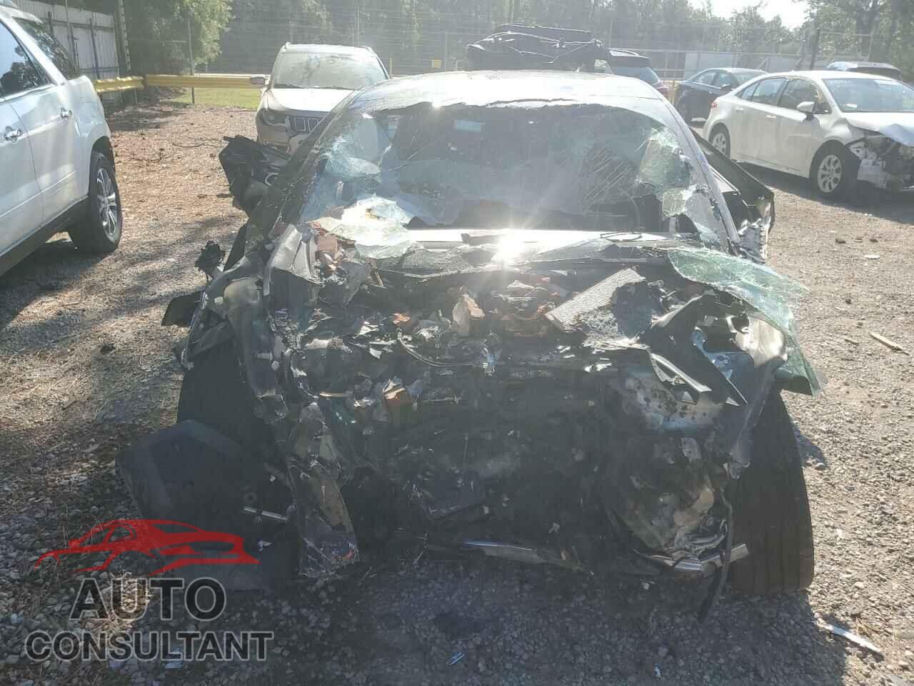 TESLA MODEL 3 2023 - 5YJ3E1EA5PF546682