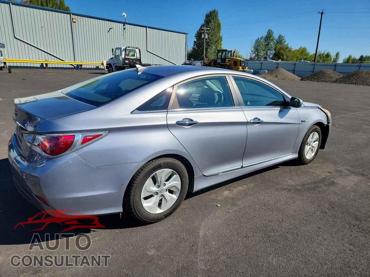 HYUNDAI SONATA 2015 - KMHEC4A4XFA120182