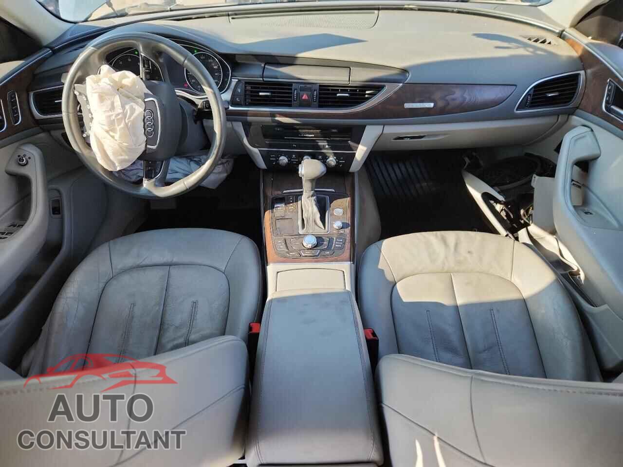 AUDI A6 2013 - WAUGFAFC4DN080672
