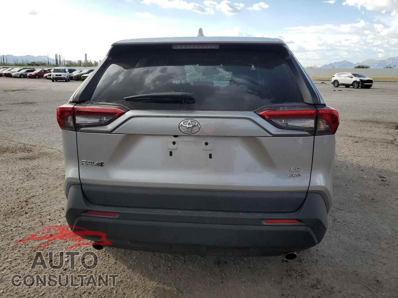 TOYOTA RAV4 2023 - 2T3F1RFVXPC336454