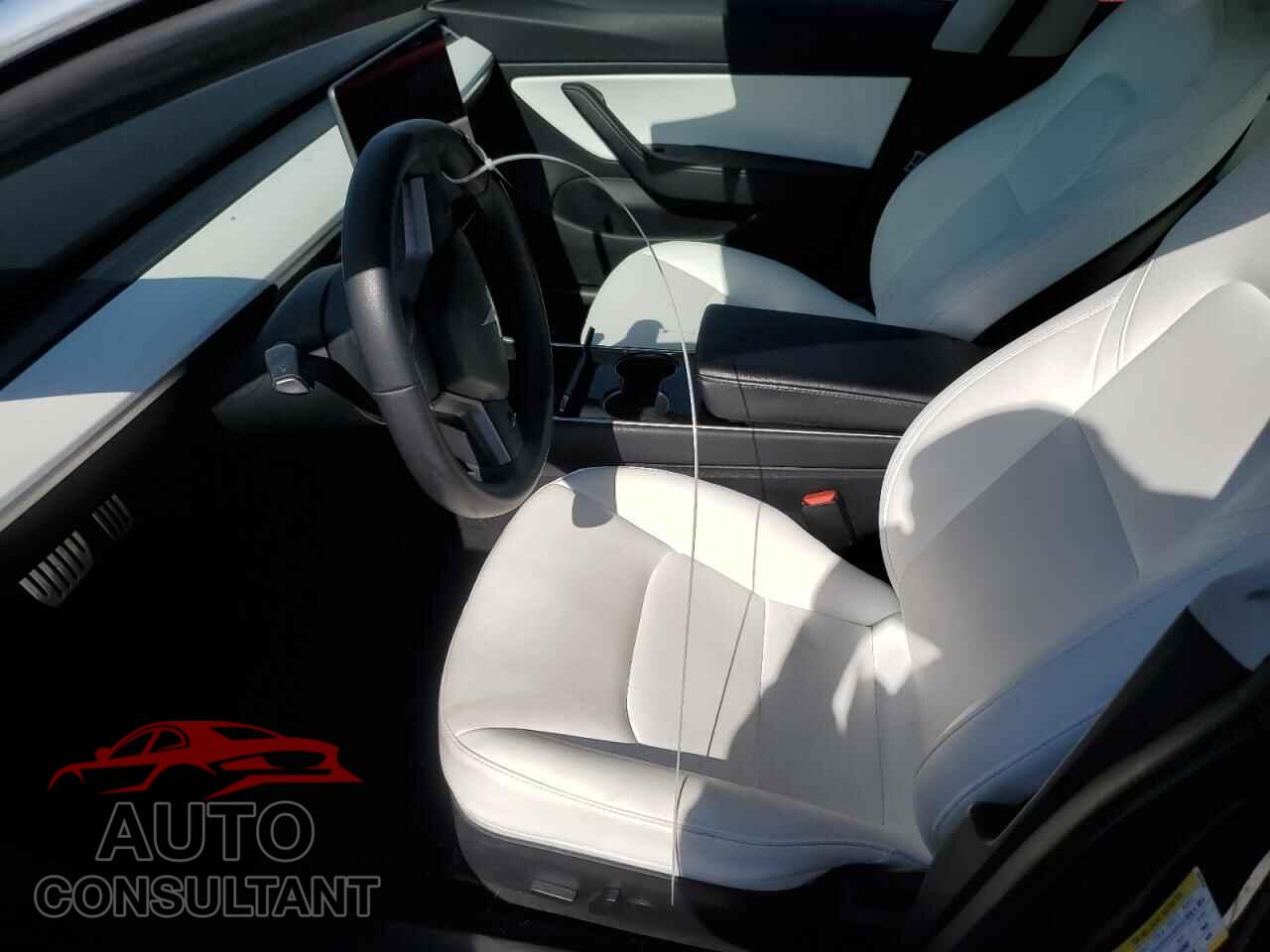 TESLA MODEL 3 2020 - 5YJ3E1EC5LF641724