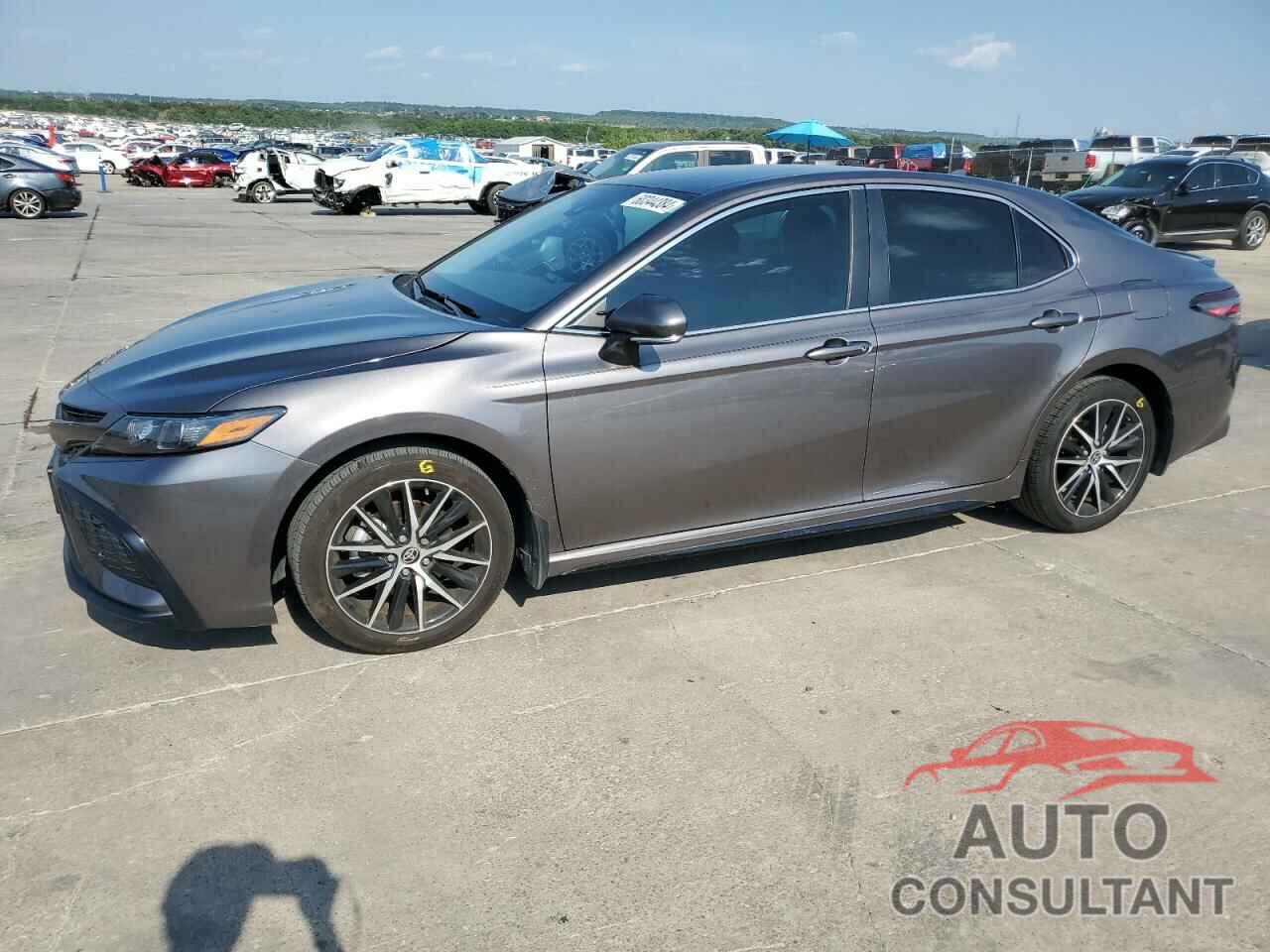 TOYOTA CAMRY 2023 - 4T1G11AK7PU799243