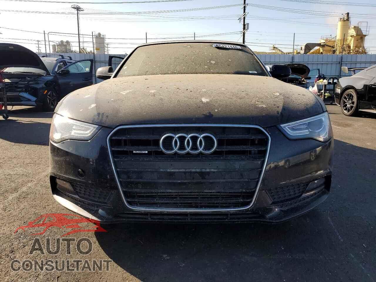 AUDI A5 2013 - WAULFAFH6DN007572