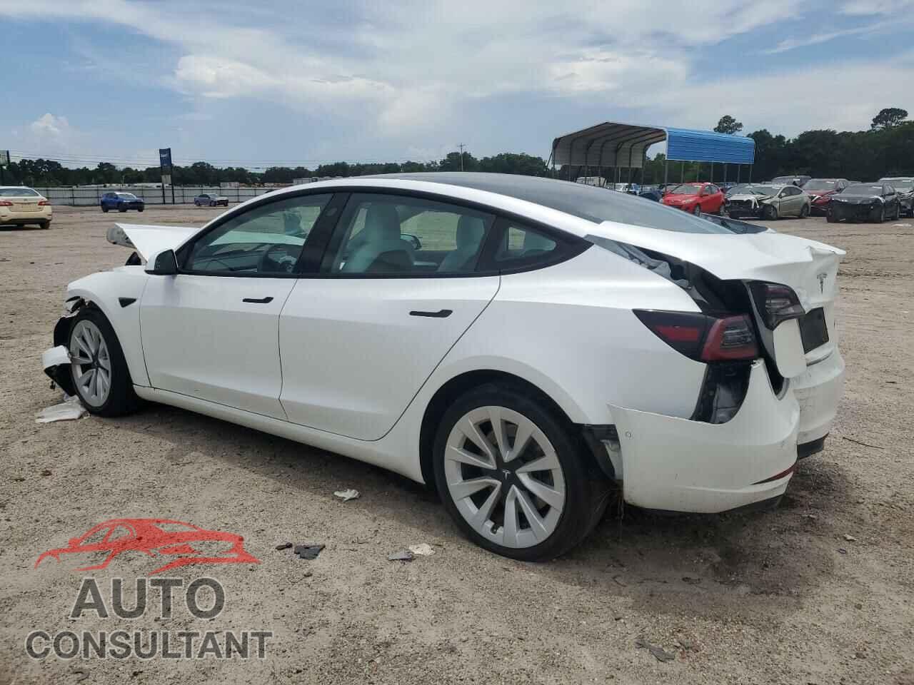 TESLA MODEL 3 2022 - 5YJ3E1EB1NF200067