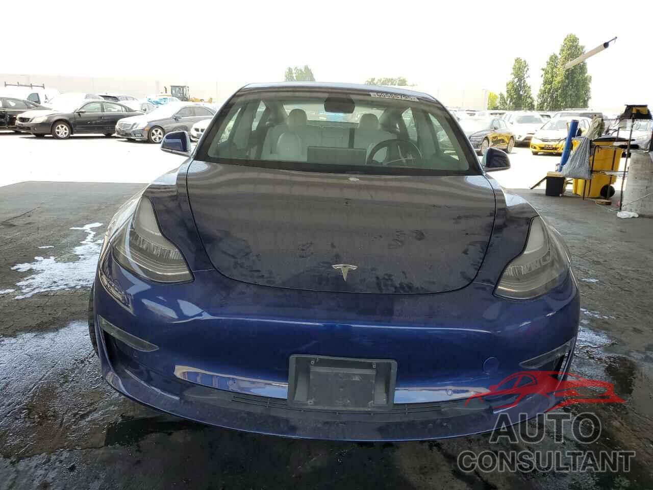 TESLA MODEL 3 2018 - 5YJ3E1EB0JF081051
