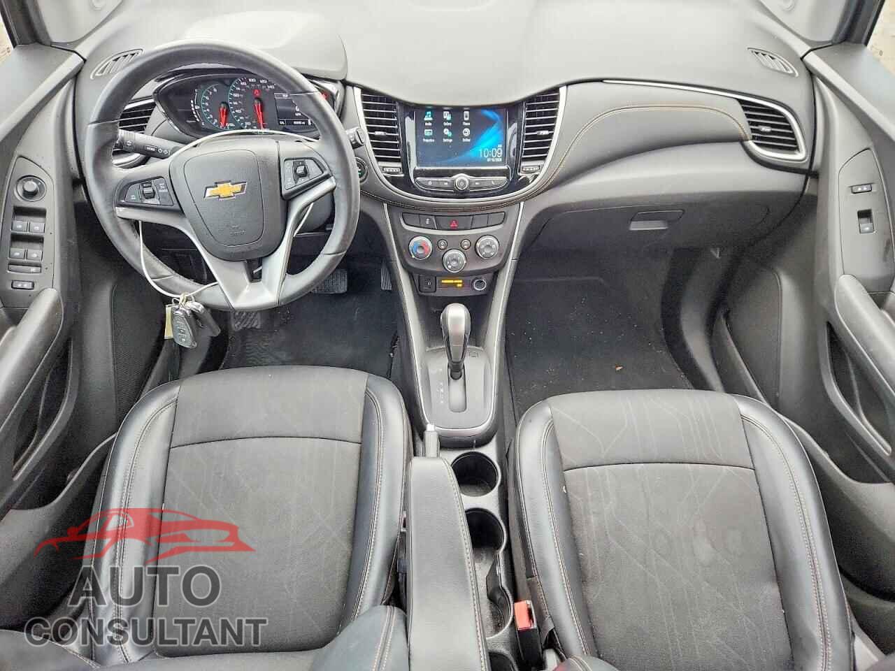 CHEVROLET TRAX 2017 - KL7CJPSB5HB136574