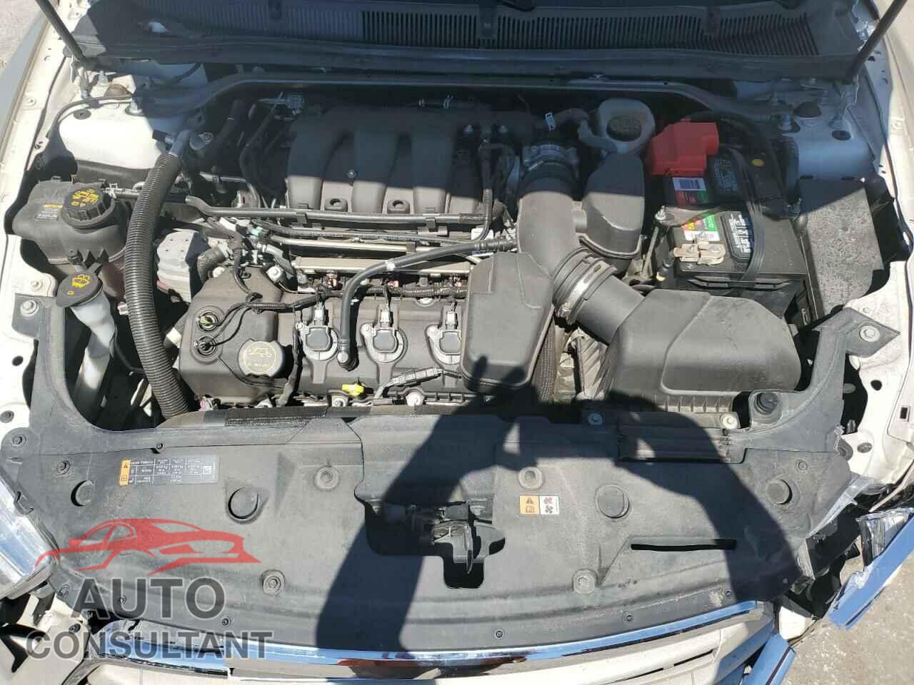 FORD TAURUS 2017 - 1FAHP2F84HG109500
