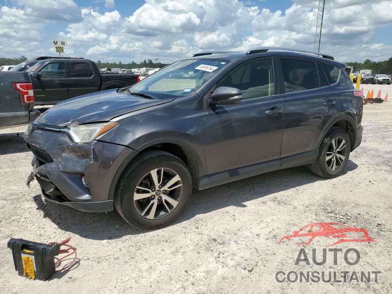 TOYOTA RAV4 2017 - JTMWFREV8HJ705474