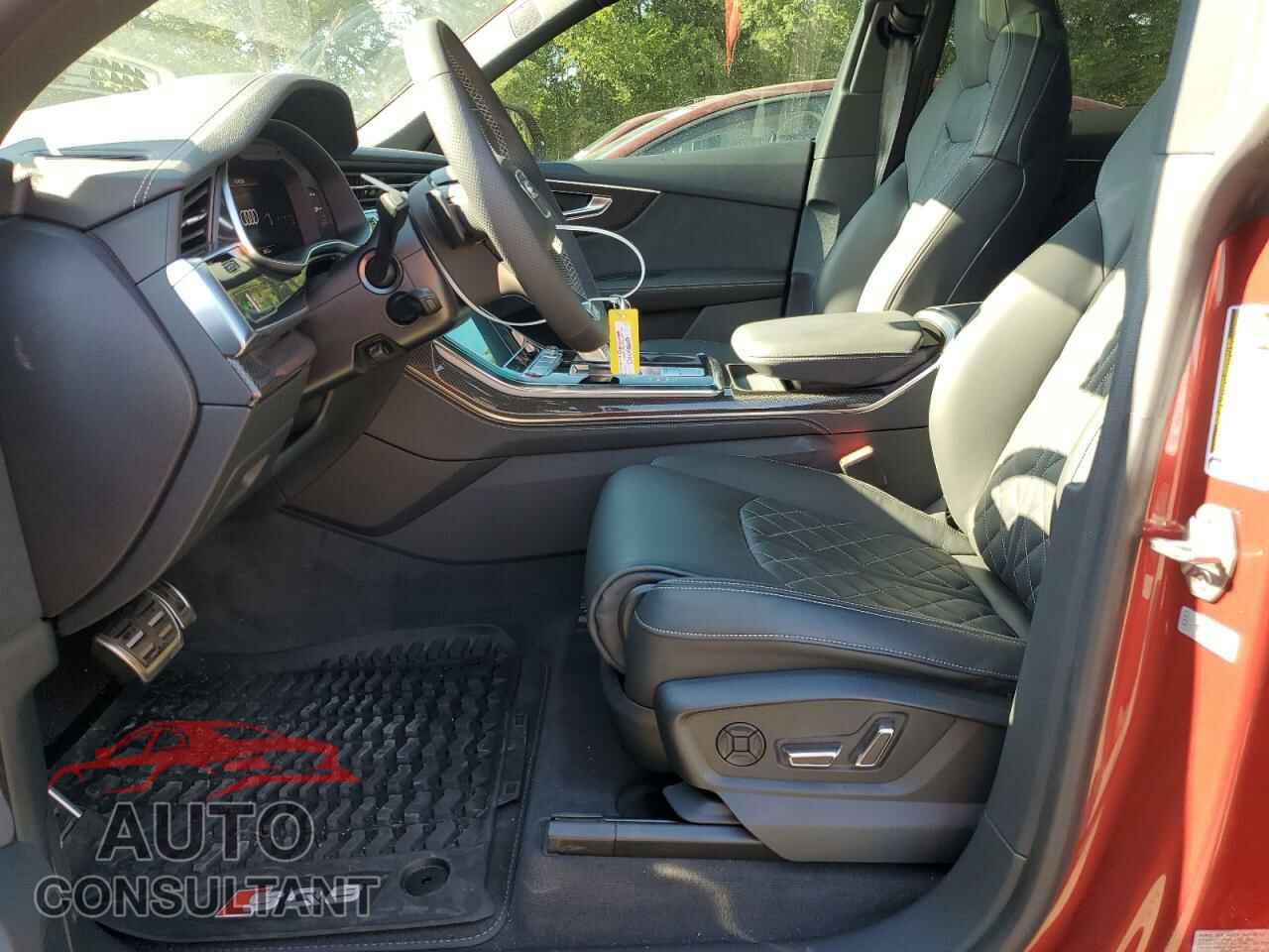 AUDI SQ8 2023 - WA1AWBF1XPD032711