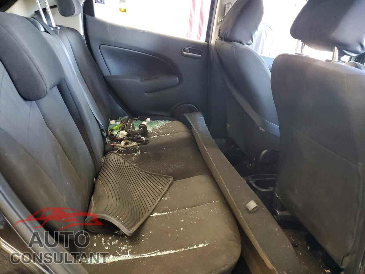 MAZDA 2 2012 - JM1DE1KY2C0133441