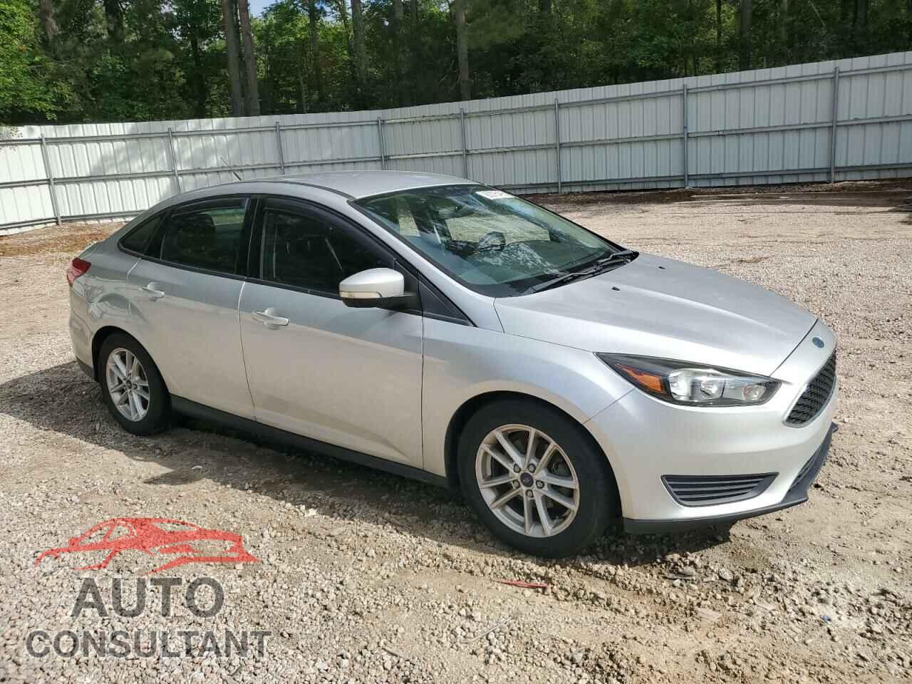 FORD FOCUS 2015 - 1FADP3F20FL280426