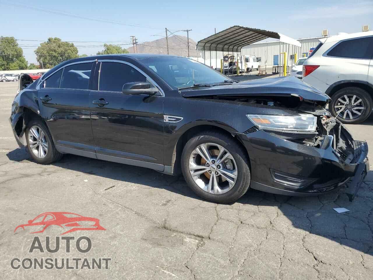 FORD TAURUS 2015 - 1FAHP2E86FG130511