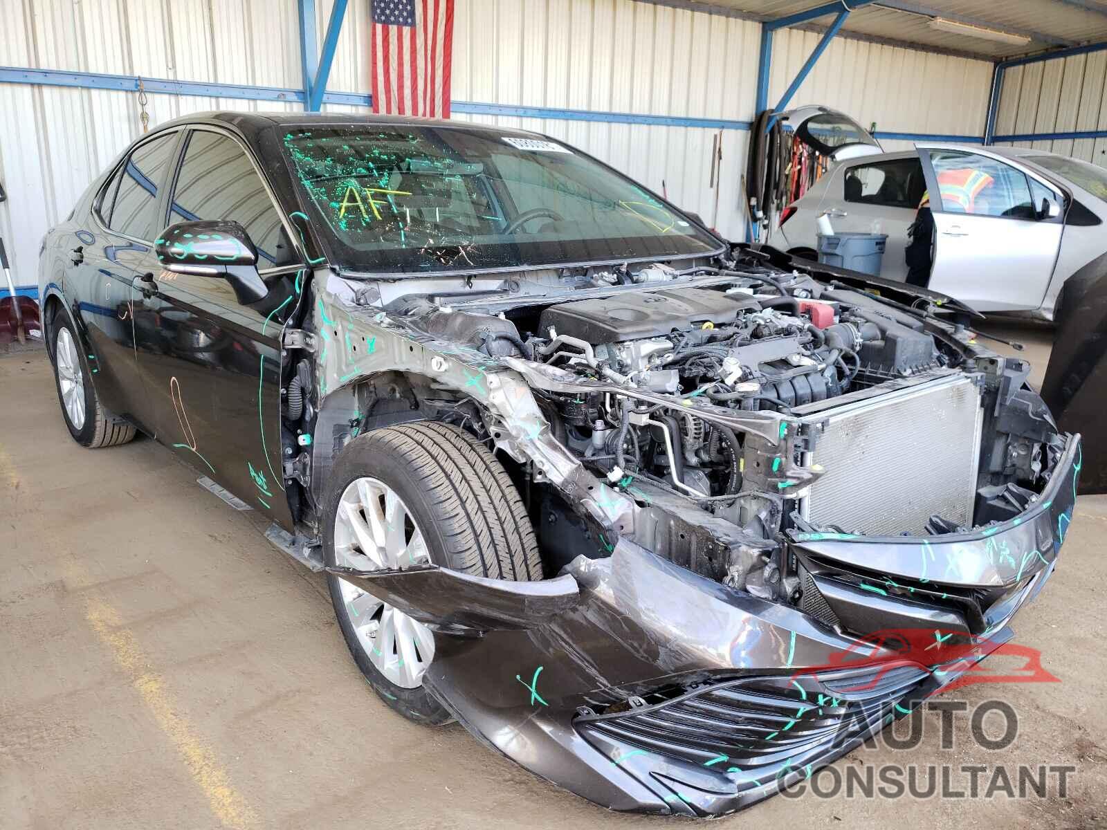TOYOTA CAMRY 2018 - JTNB11HK0J3000738