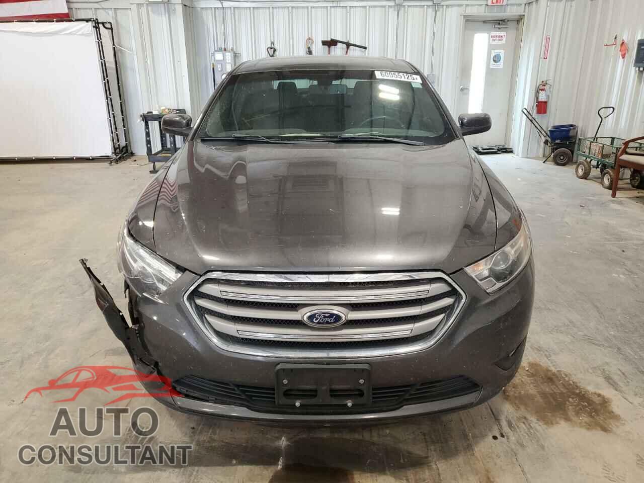 FORD TAURUS 2015 - 1FAHP2E83FG125511