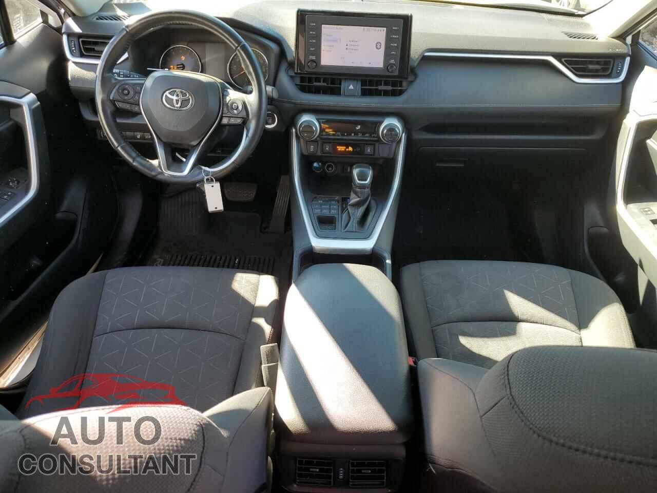 TOYOTA RAV4 2019 - JTMP1RFV3KD041138