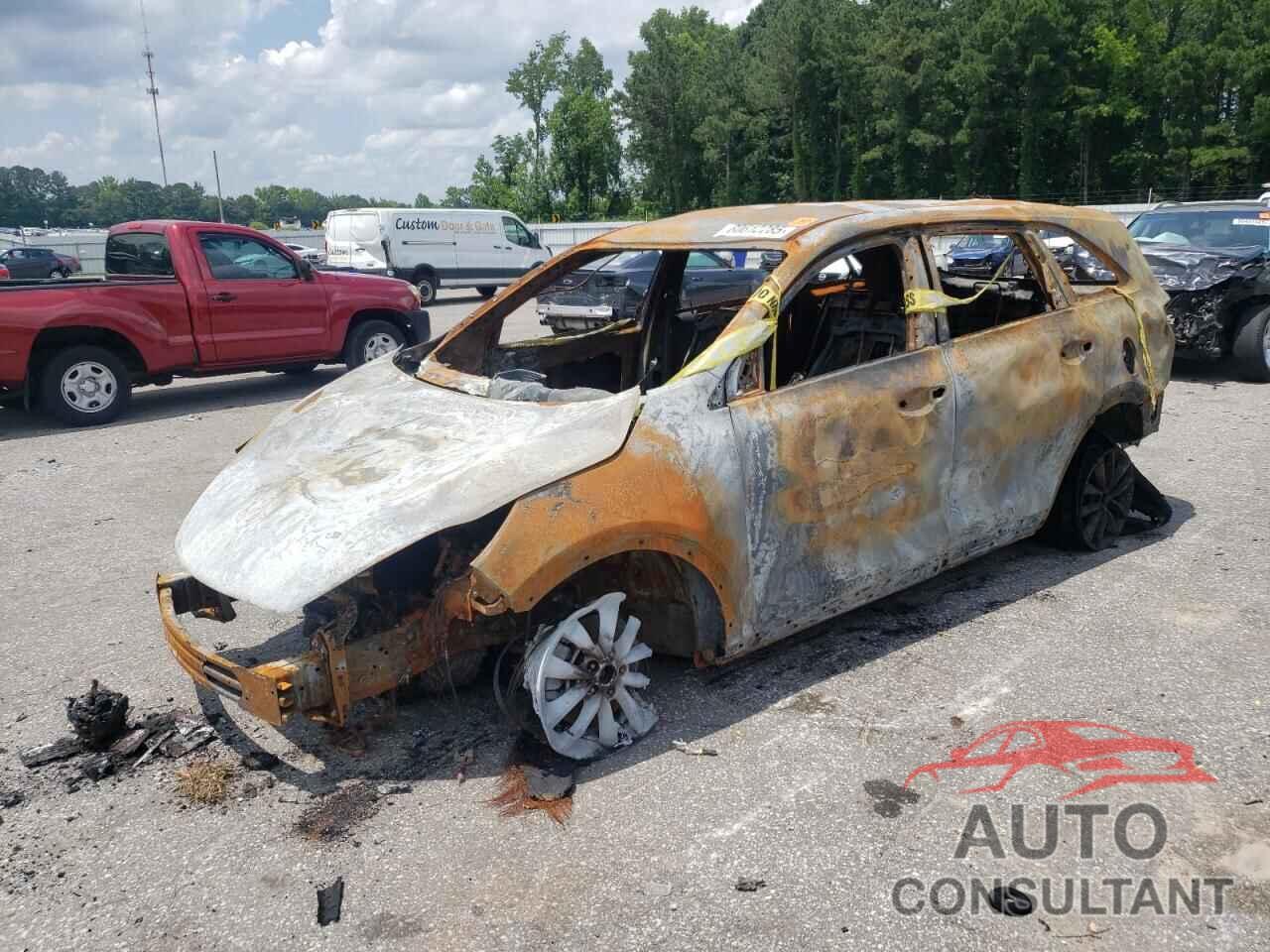 KIA SORENTO 2018 - 5XYPG4A31JG351103