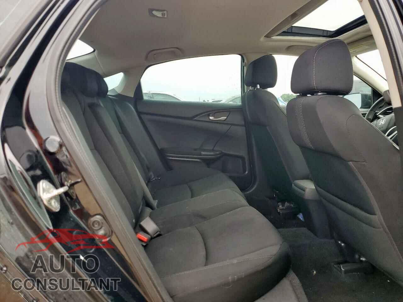 HONDA CIVIC 2018 - 19XFC2F79JE010133