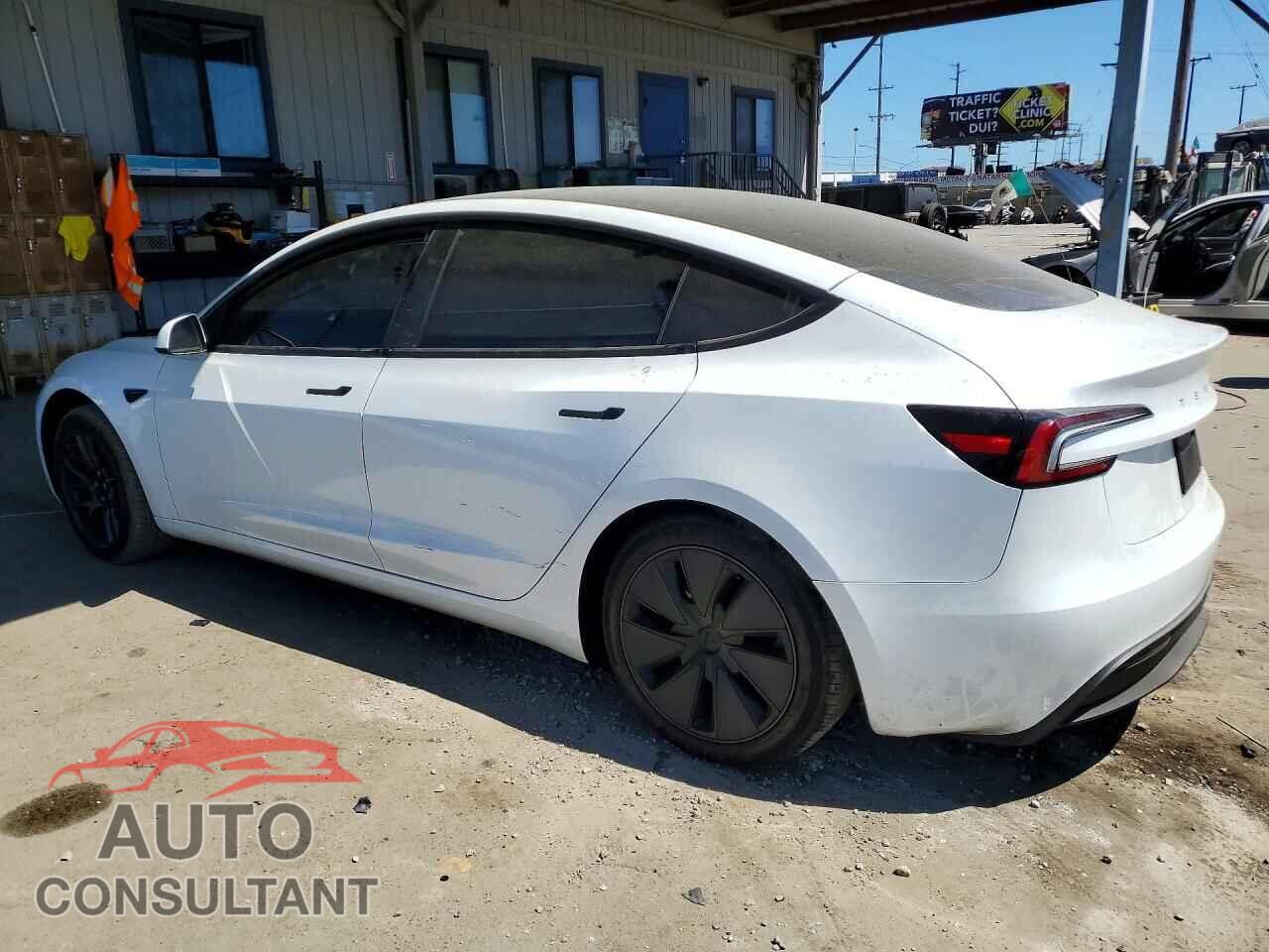 TESLA MODEL 3 2026 - 5YJ3E1EA9TF126384