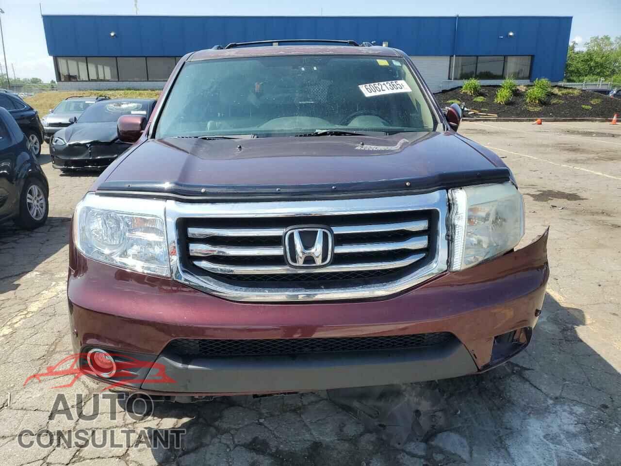 HONDA PILOT 2015 - 5FNYF4H92FB052669